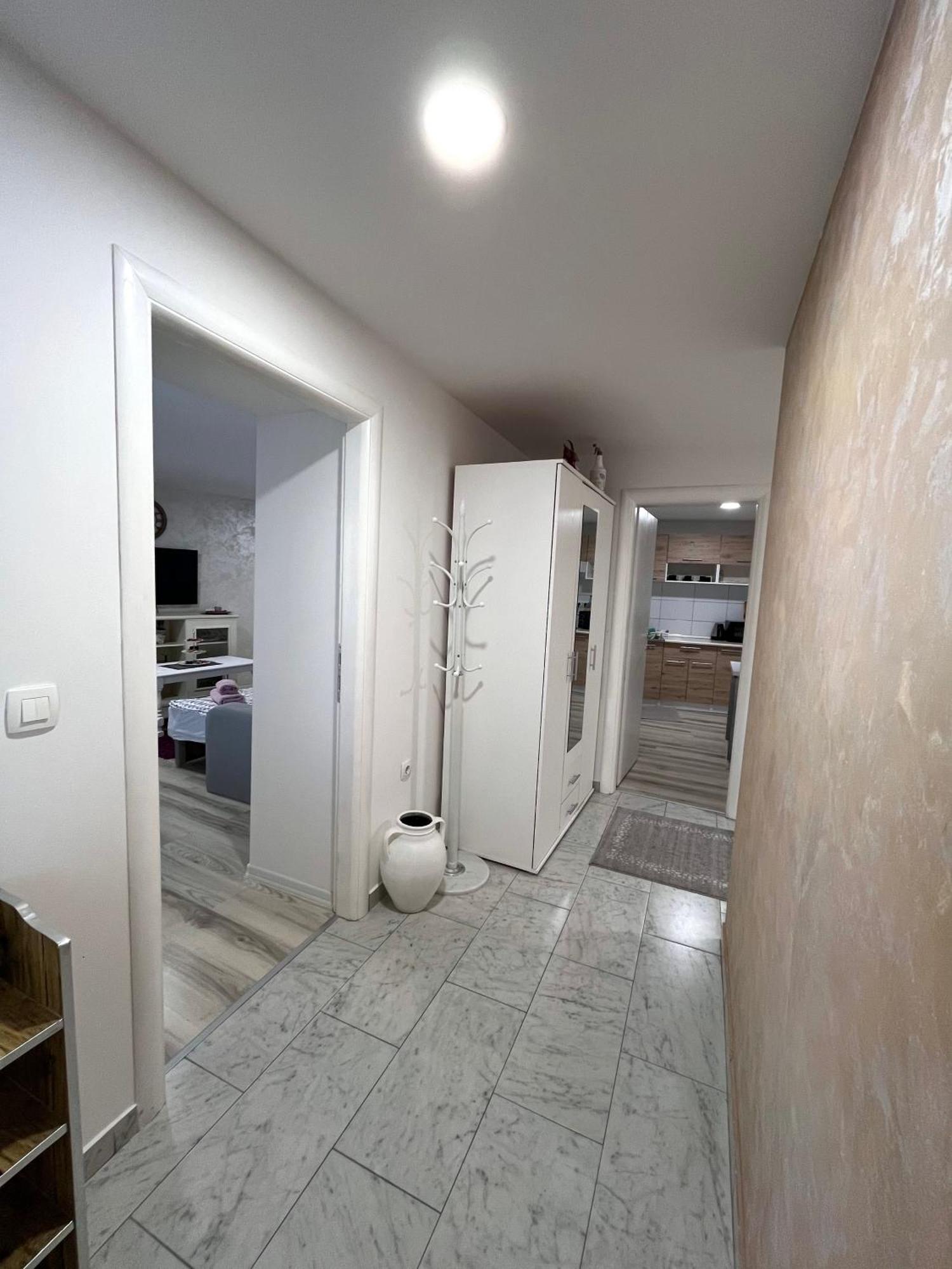 מוסטר Apartman Nermin מראה חיצוני תמונה